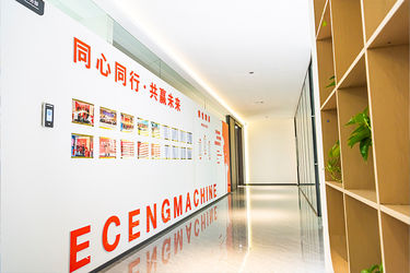 Zhangjiagang Eceng Machinery Co., Ltd. dây chuyền sản xuất nhà máy