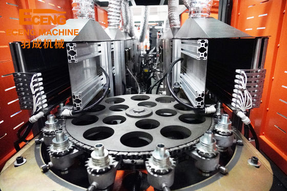 Q9000 Máy thổi chai nước 6 Khoang 8000-9000 PCS/HR Khả năng 2000ML
