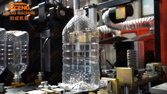 Máy thổi chai dầu căng 900BPH 5L Q5L1 1 khoang