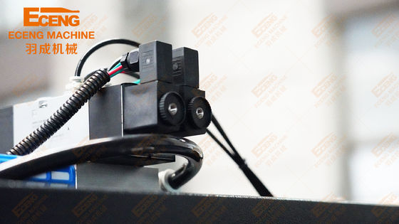 Máy đóng chai tuyến tính tốc độ cao K6 12000BPH 6 khoang cho hiệu quả cao