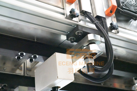 10000bph Máy thổi khuôn tự động Eceng K6 Chai nước hoàn toàn bằng điện